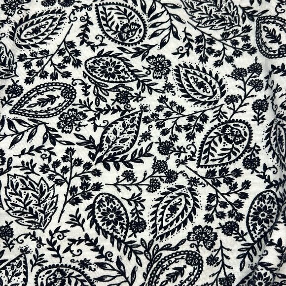 Style & Co. Women’s Black & White Floral Short Sleeve Blouse Size Medium - Picture 4 of 7